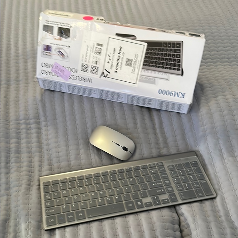 Silver Full-Size Keyboard with Low-Profile Keys